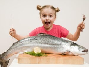 آیا مصرف تن ماهی برای کودکان مفید است؟