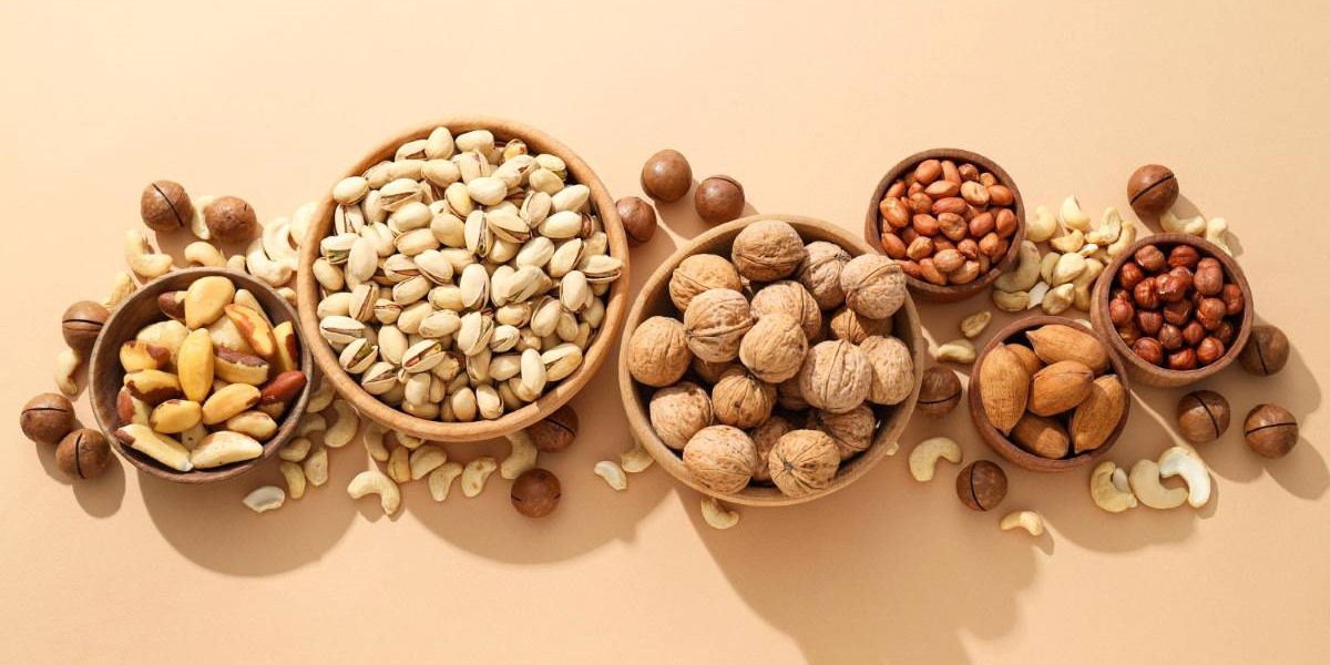 آجیل و دانهها